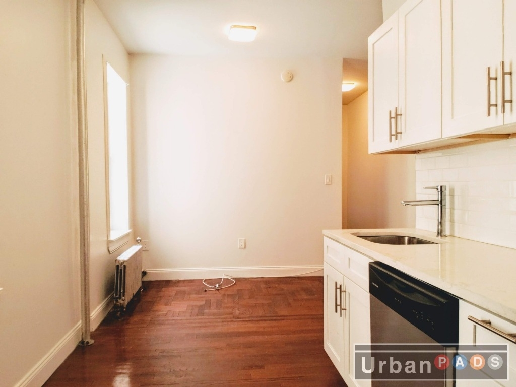 2516 Bedford Ave - Photo 5