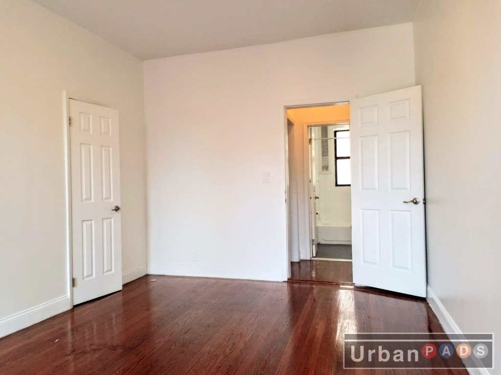 2516 Bedford Ave - Photo 2