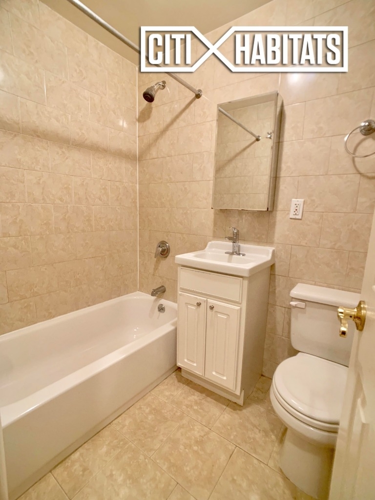 355 East 81st Street - Photo 2