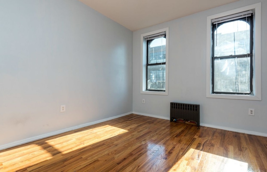 93 Knickerbocker Ave  - Photo 7