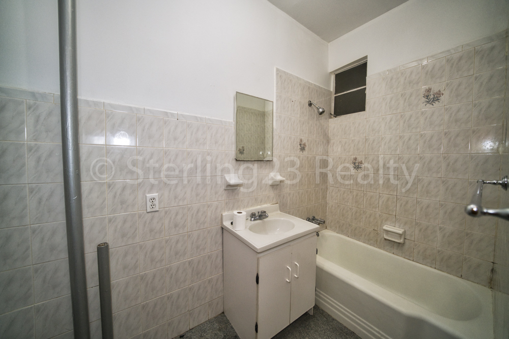 36-13 30th Avenue - Photo 4