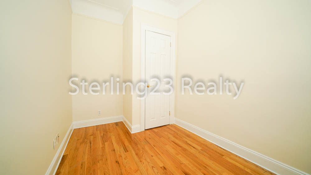 23-59 Crescent Street, Astoria, Ny, 11105 - Photo 2