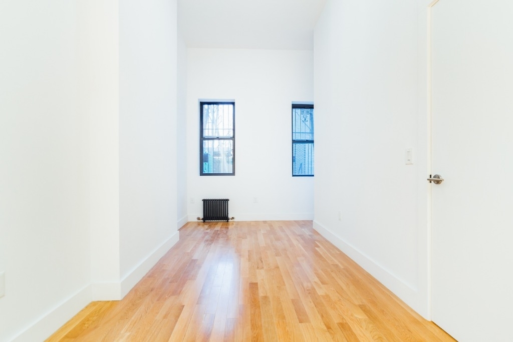 1063 Bedford ave  - Photo 3