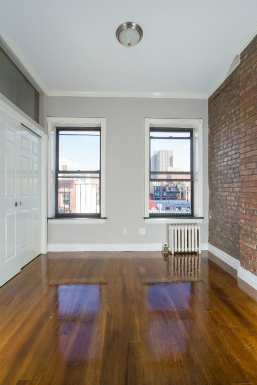 382 E 10th - Photo 1