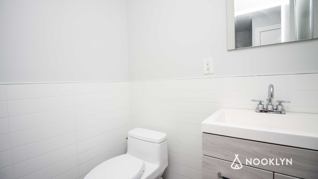 808 Macdonough St 1r - Photo 2