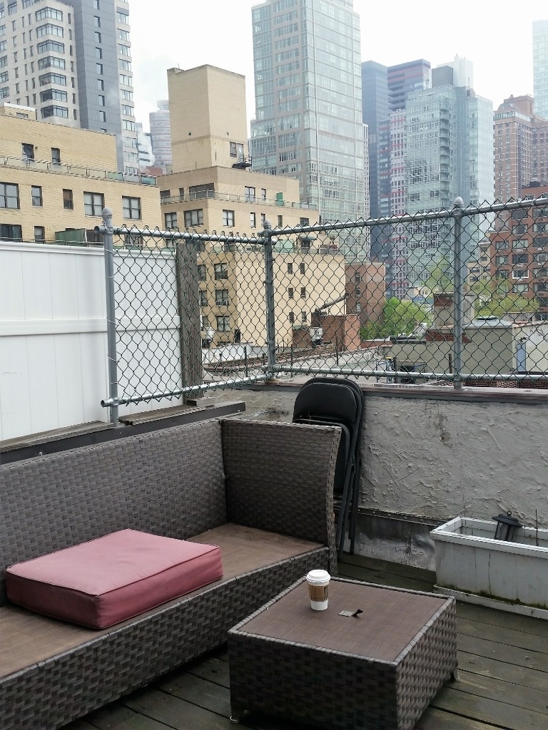 346 East 49th Street - Photo 5