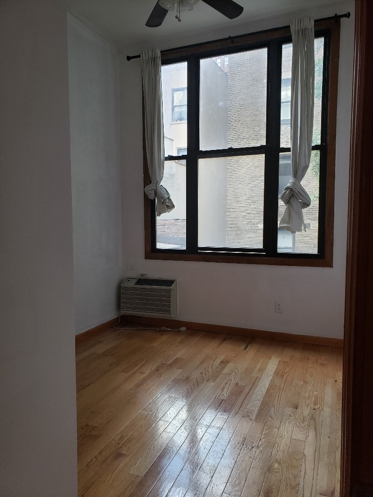 262 W73rd  - Photo 7