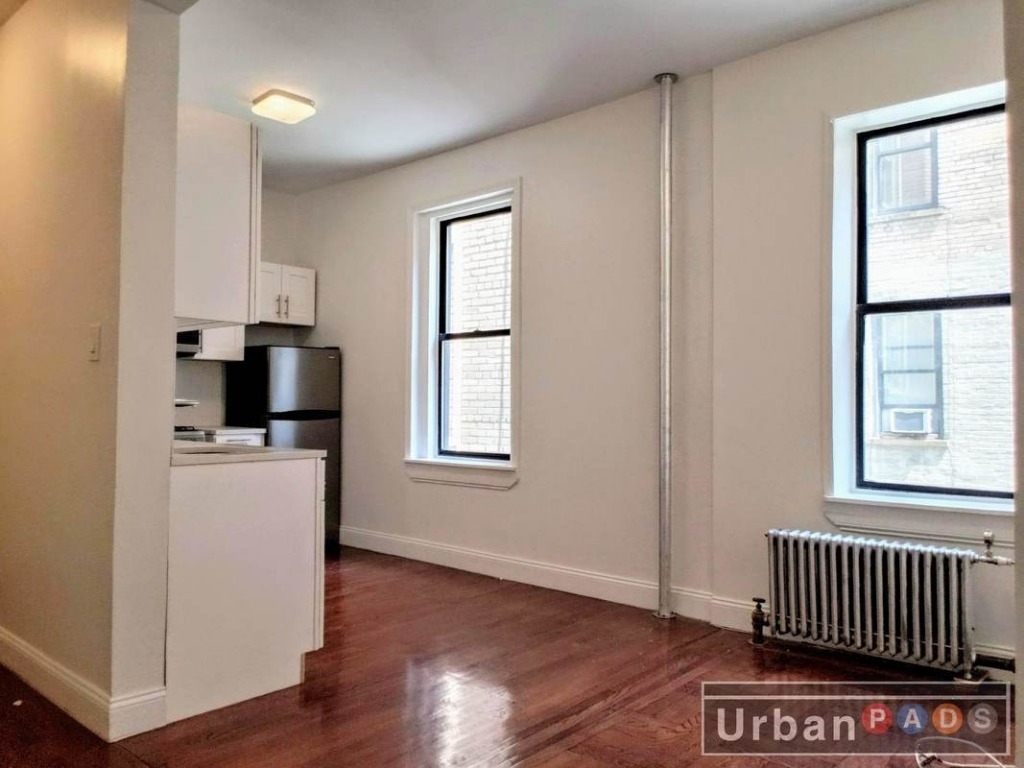 2516 Bedford Avenue - Photo 10