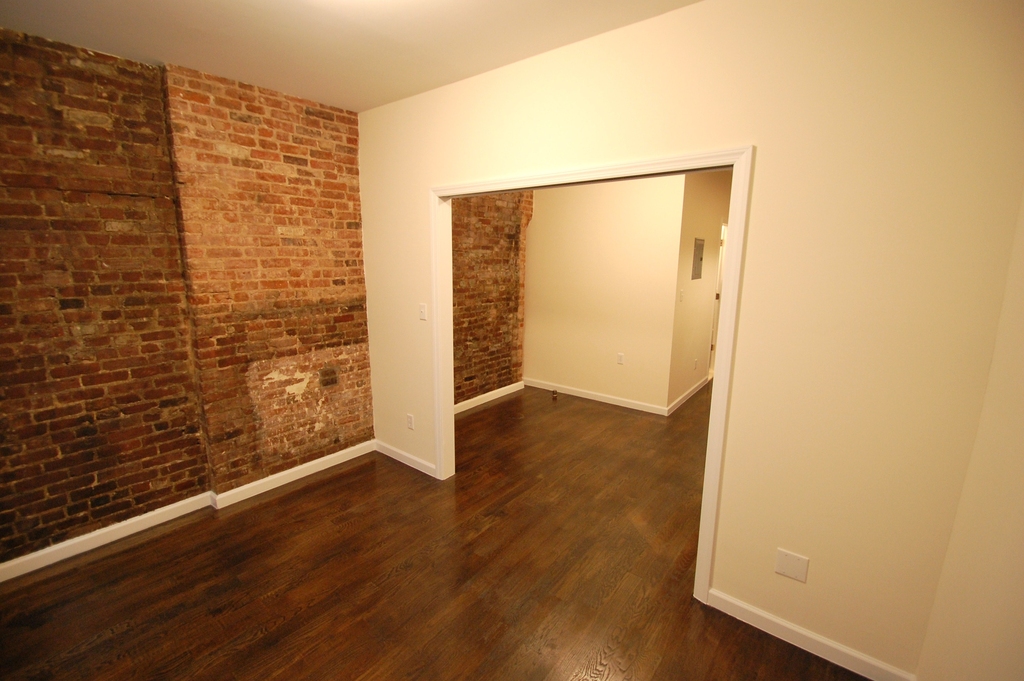 164 Ludlow St - Photo 2