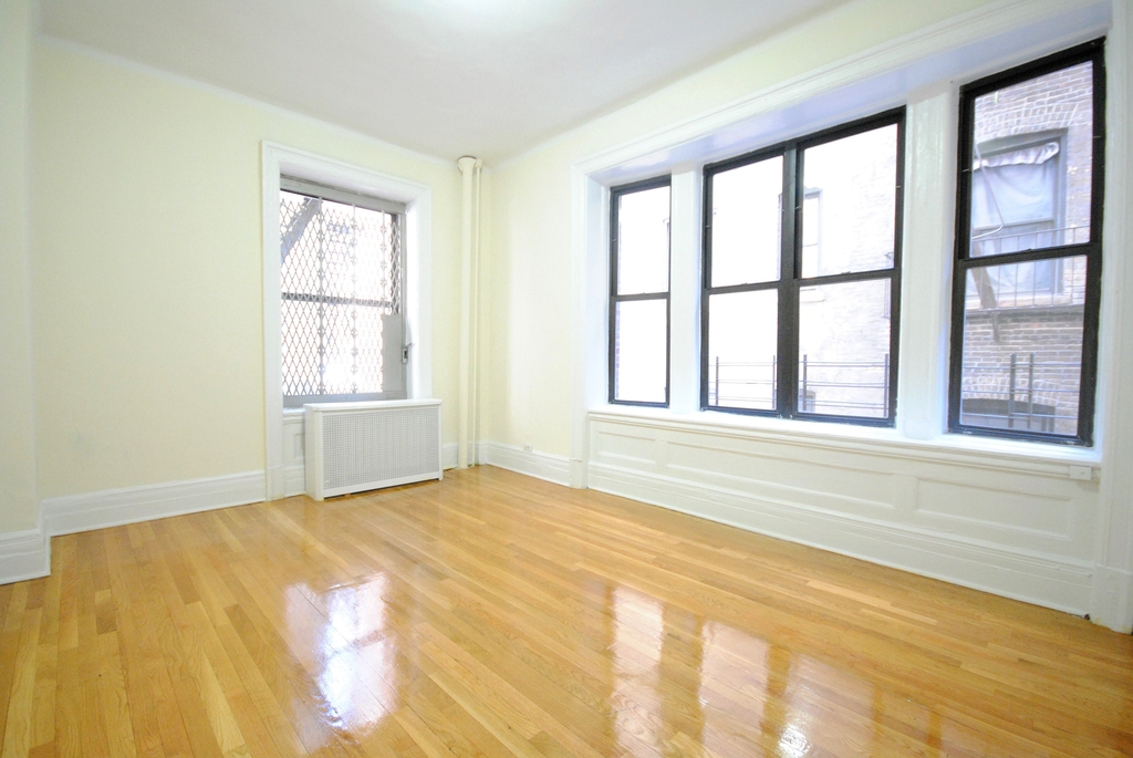 220 W 98th St - Photo 1