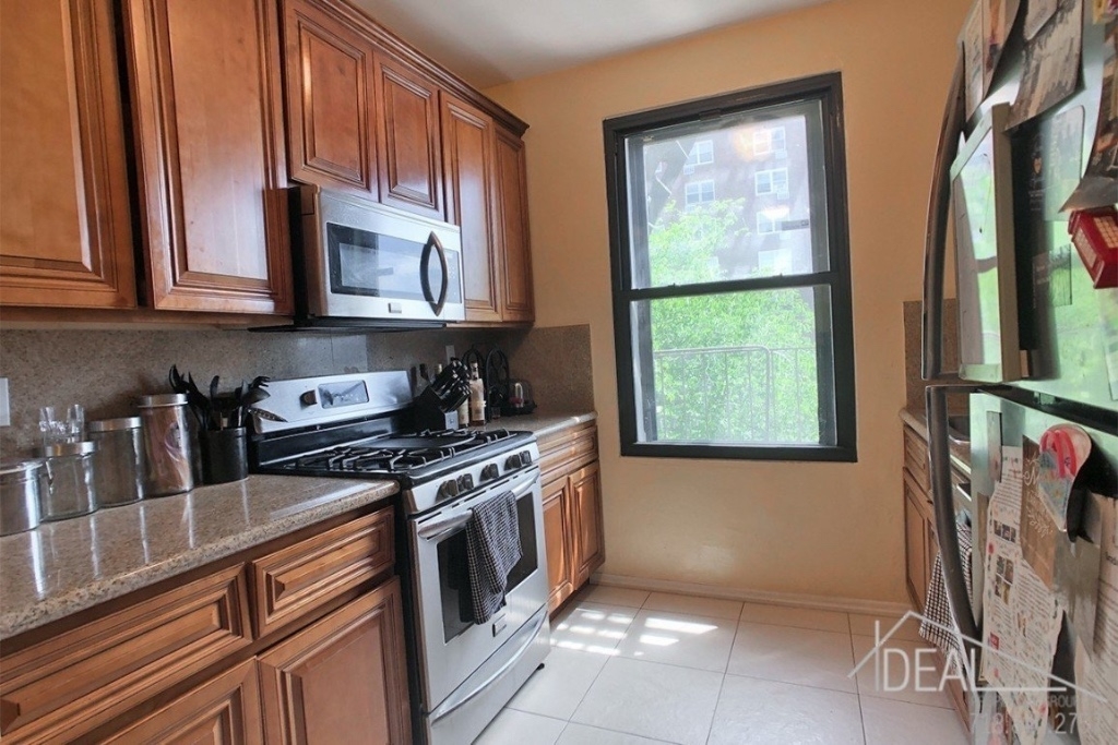 163 Ocean Avenue - Photo 4