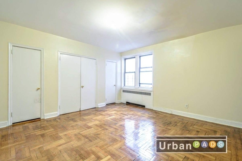 45 Linden Boulevard  - Photo 3