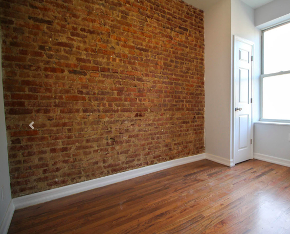 1348 Willoughby Avenue - Photo 2