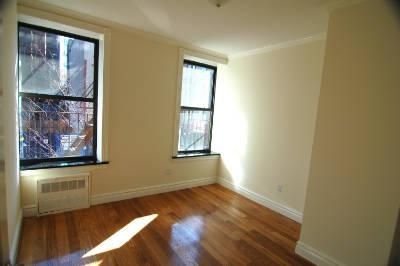 321 W 16th - Photo 0