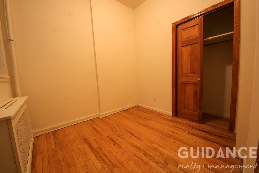 118 West 83rd Street - Photo 4