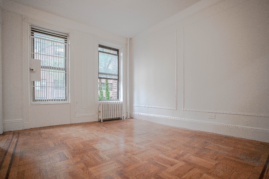 509 East 85th Street - Photo 0