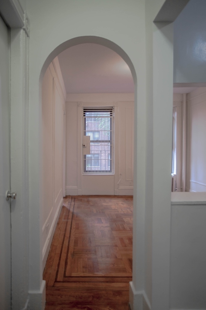 509 East 85th Street - Photo 3