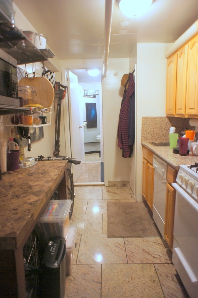 349 W 45th  - Photo 2