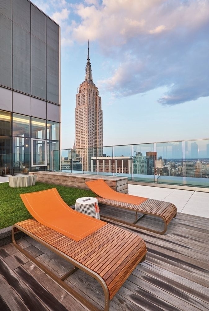 100 West 31 Street - Photo 3