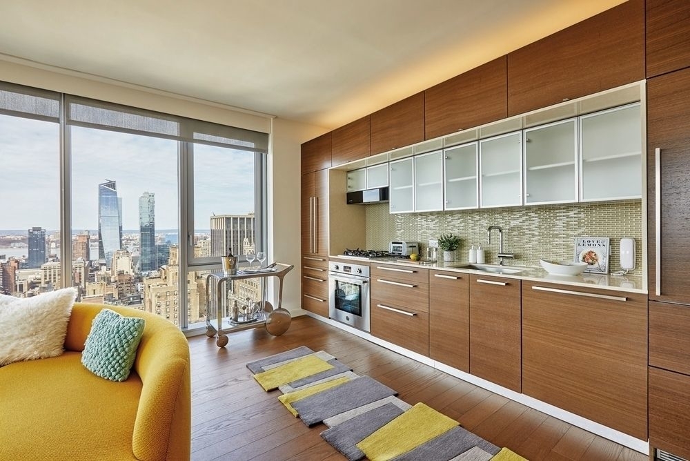 100 West 31 Street  - Photo 1