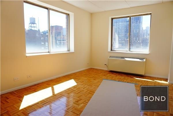 345 East 64 Street - Photo 0