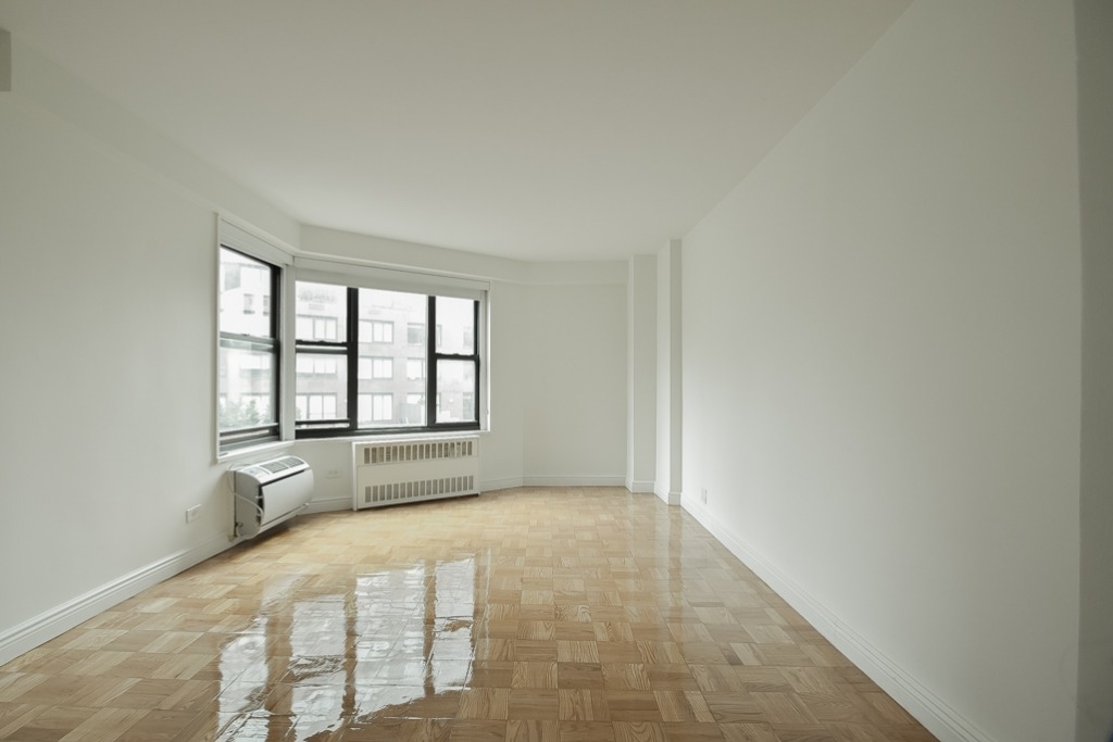 145 Fourth Avenue - Photo 2