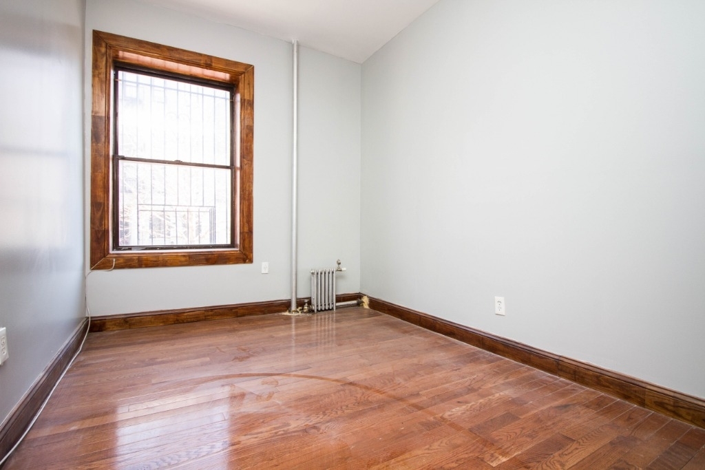 1610 Bedford Ave - Photo 9