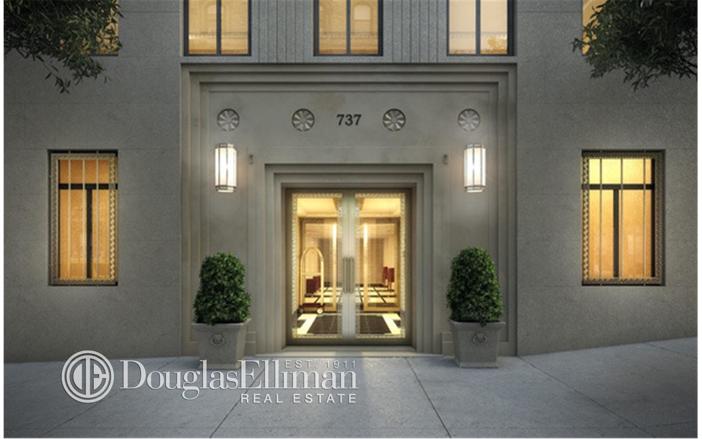 737 Park Avenue - Photo 16