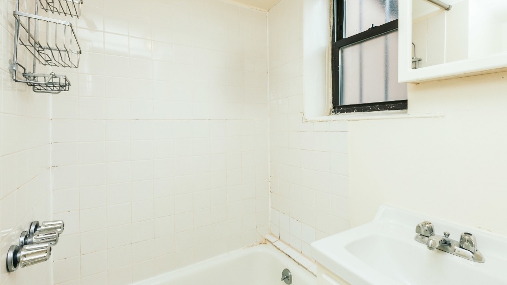 222 Bushwick Ave - Photo 4