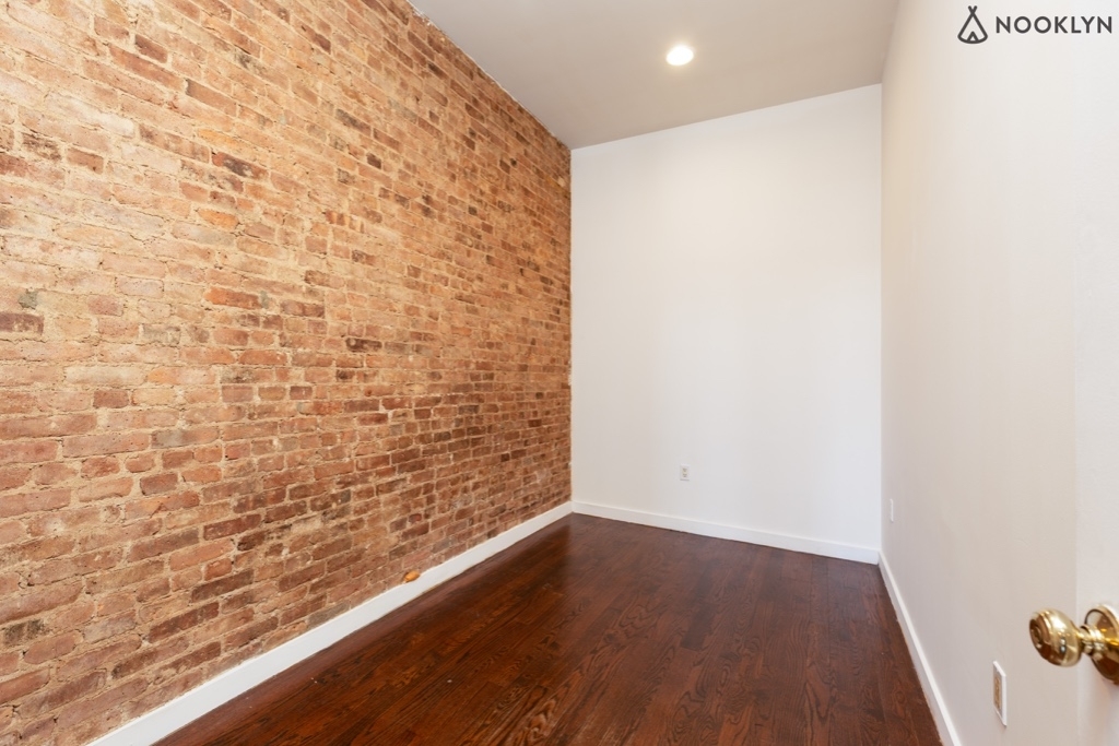 1020 Bedford Ave  - Photo 3