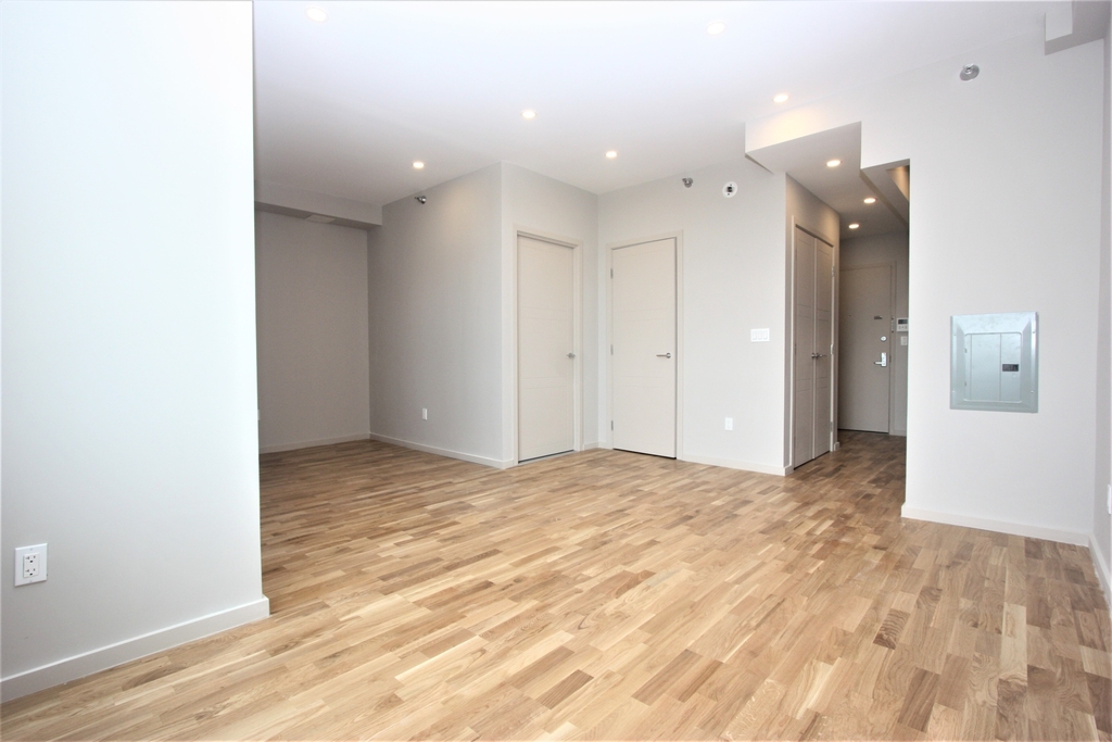 1511 Bedford Avenue - Photo 11