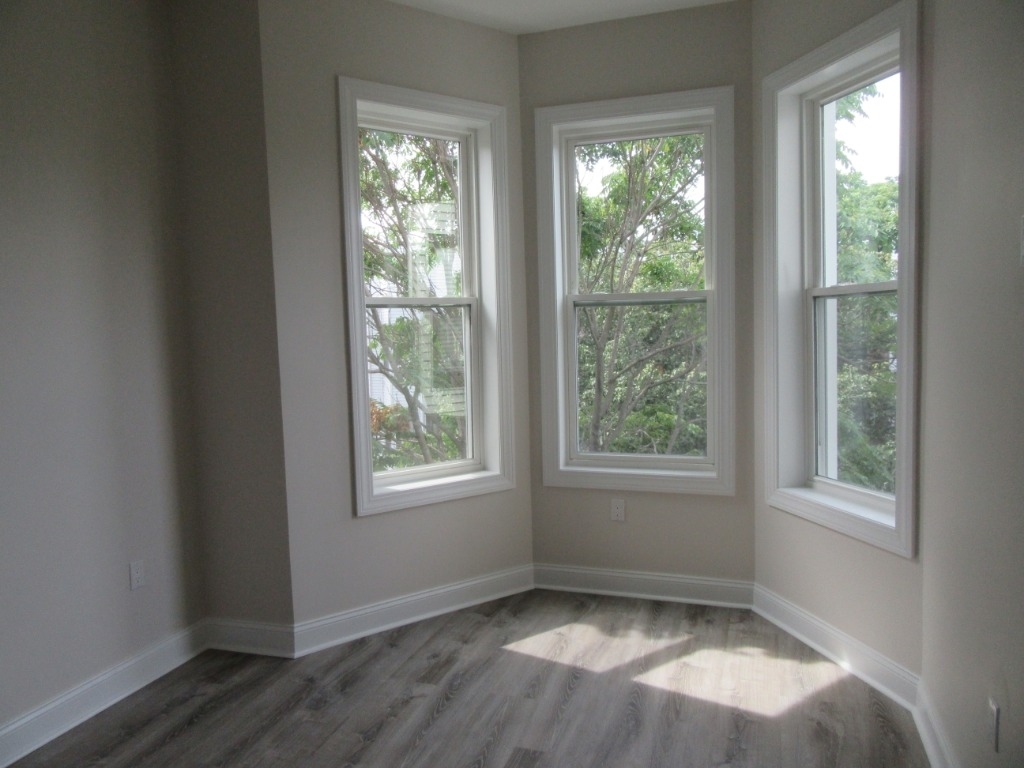 1104 Putnam Avenue - Photo 3