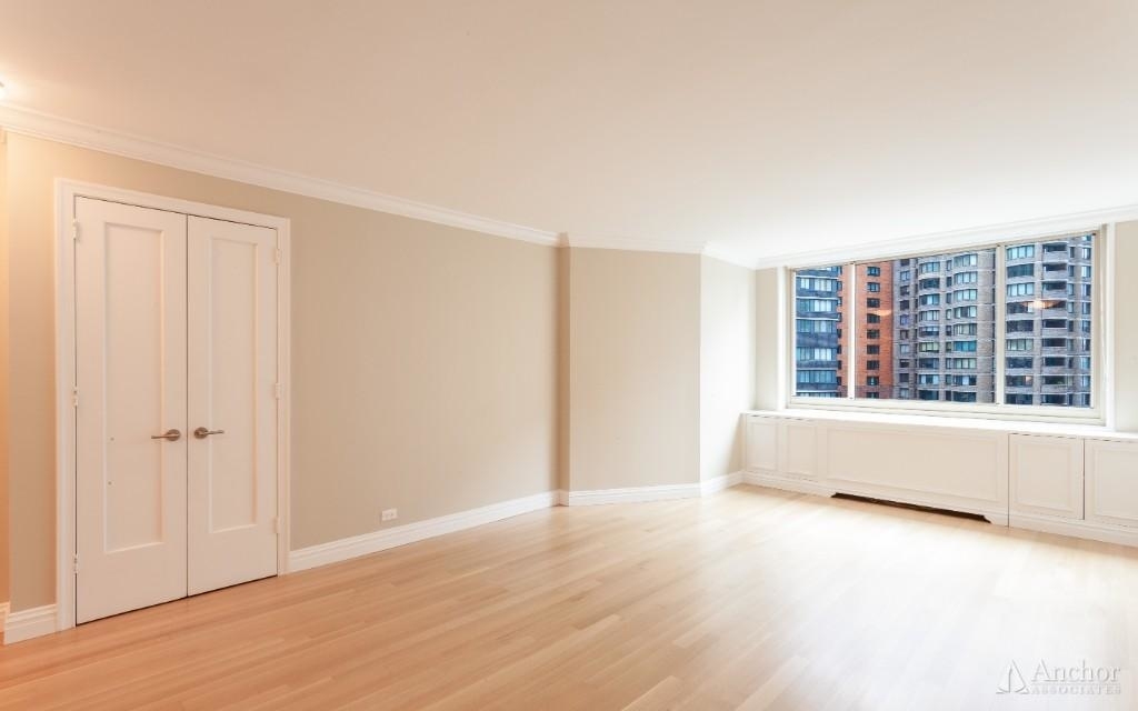 W 63rd St. - Photo 2