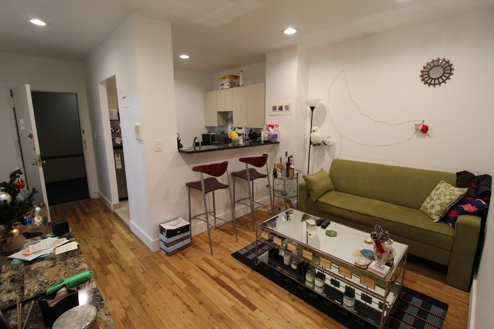 207 East 37th Street - Photo 0