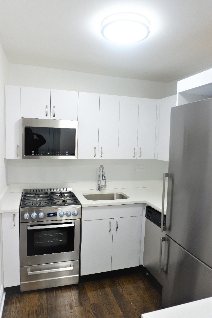 145 East 16th Street New York, Ny 10003 - Photo 1