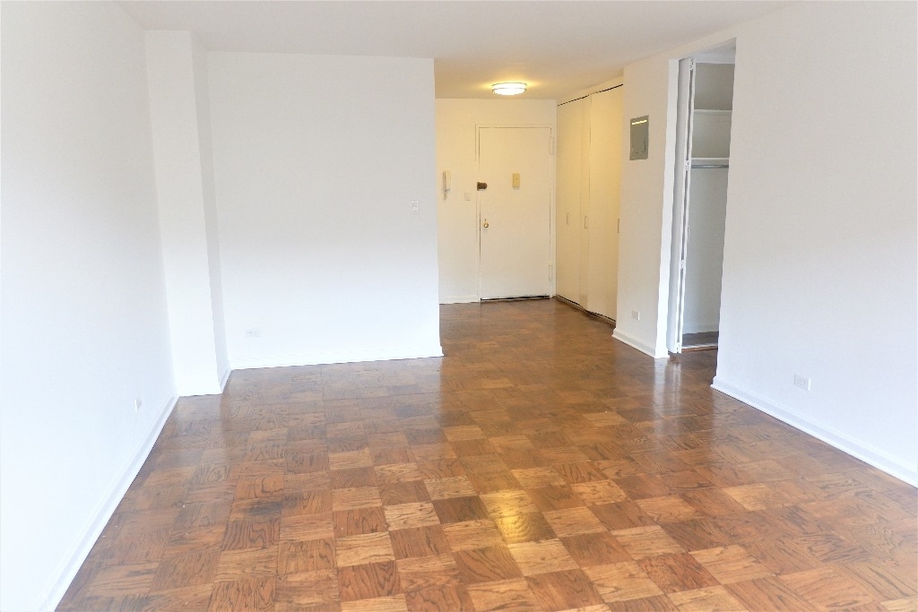 145 East 16th Street New York, Ny 10003 - Photo 5