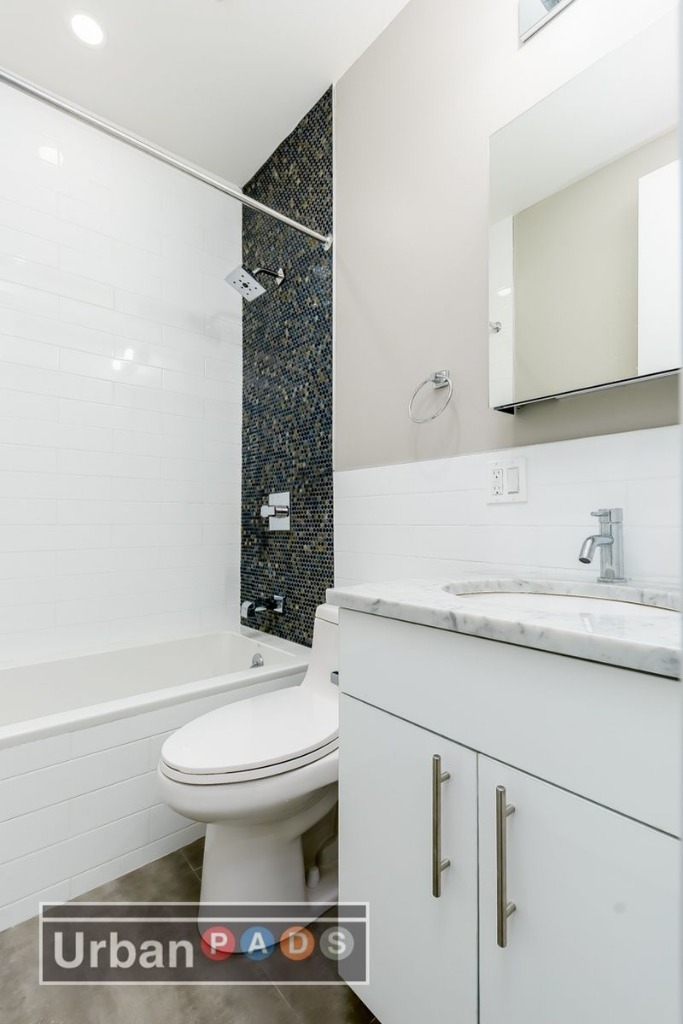 2530 Foster Avenue #2D - Photo 6