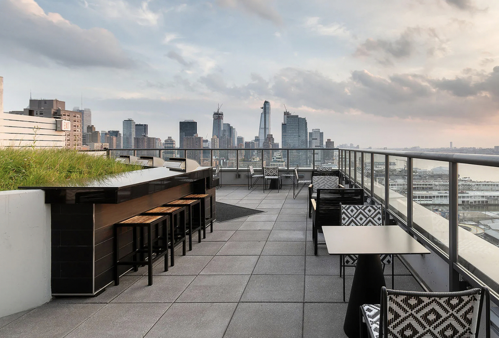 W 57th Street - Photo 6