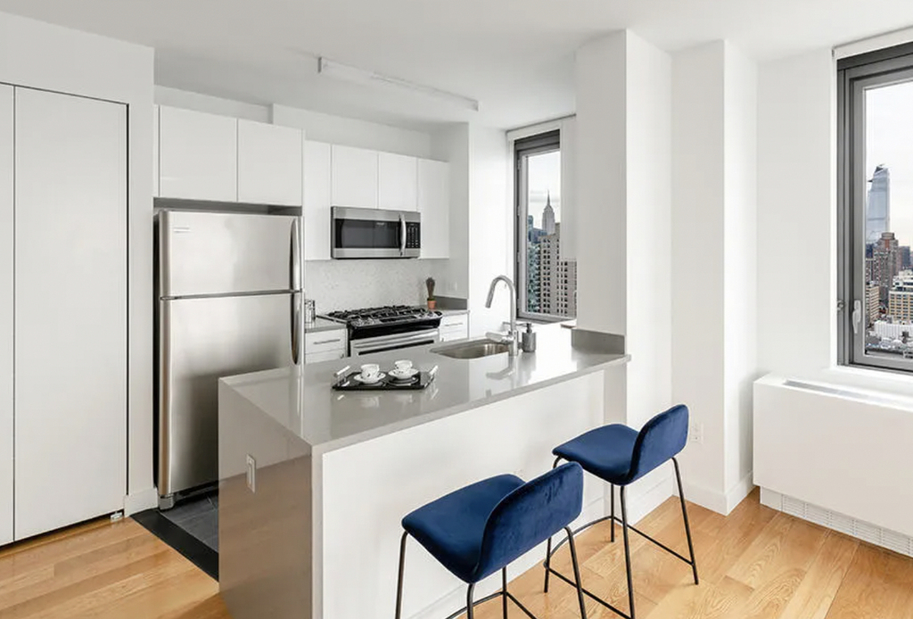 W 57th Street - Photo 1