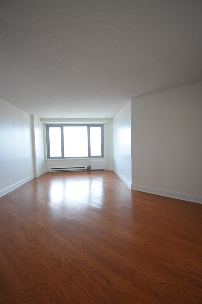 1309 5th Avenue Apt 34 - Photo 2