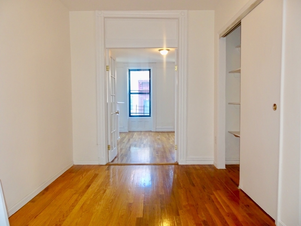 231 E 89th - Photo 5