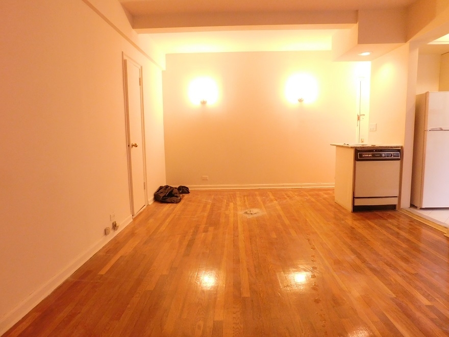 301 east 38th - Photo 1