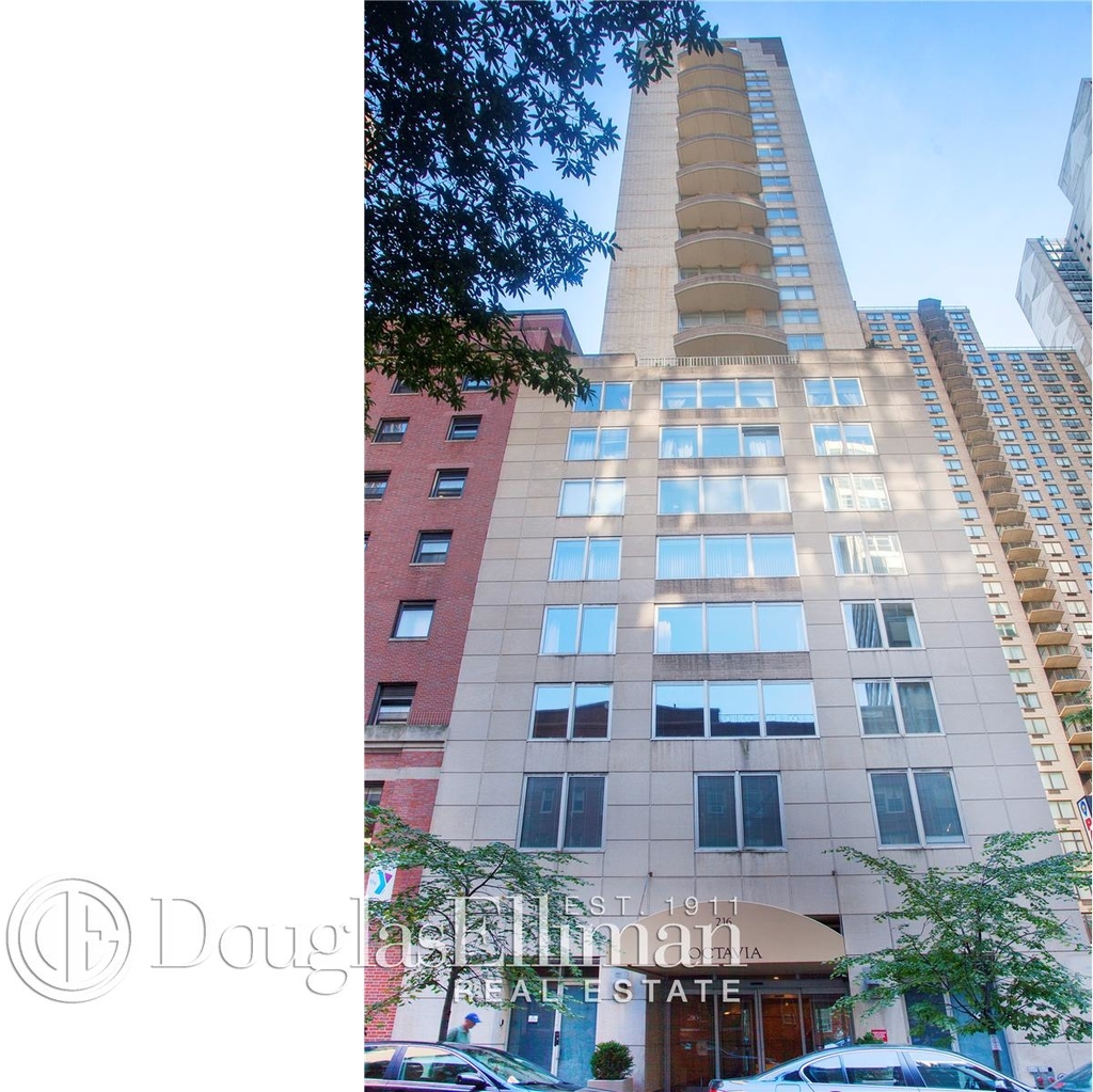 216 East 47th St - Photo 6