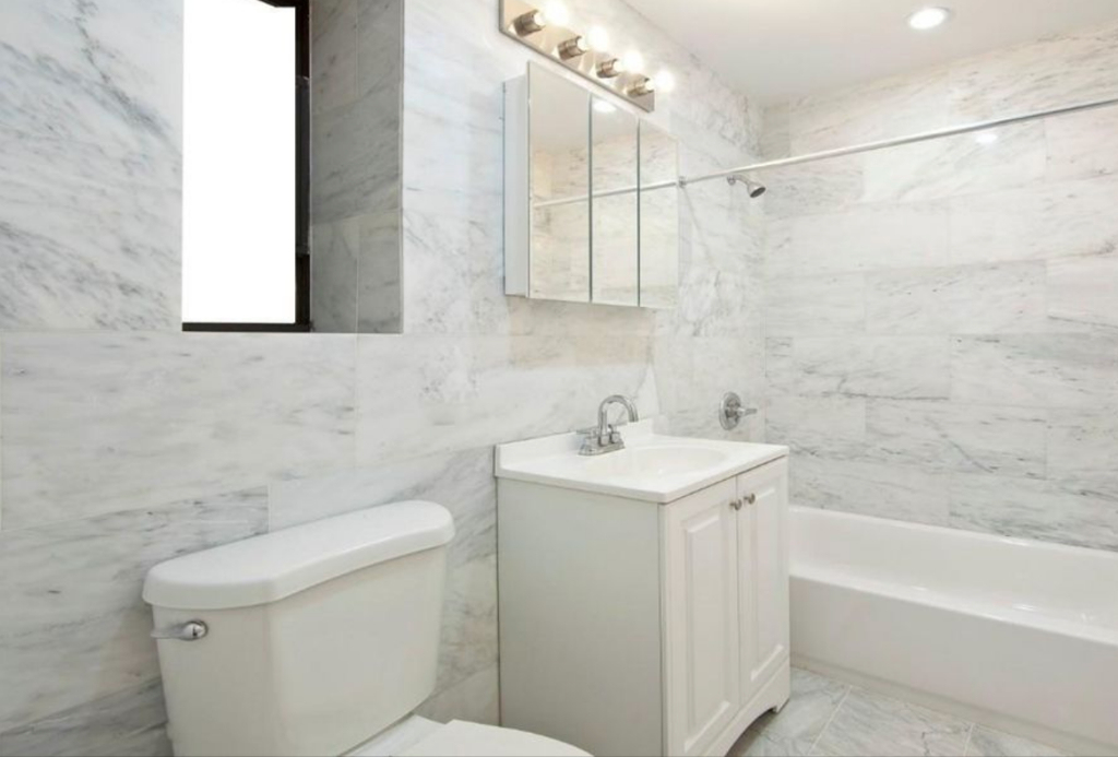 332 West 47th Street - Photo 3