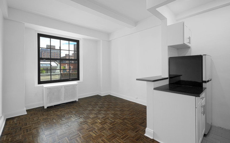 160 West 71st Street - Photo 0