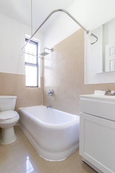 341 W 45th St - Photo 5