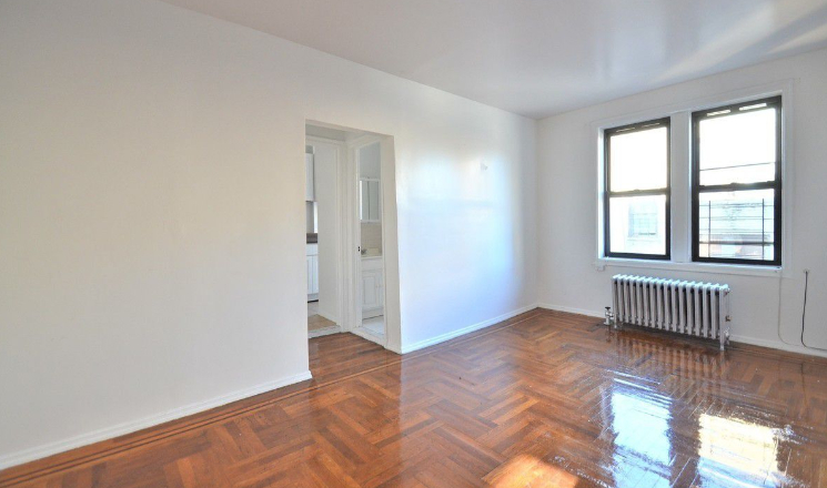 1075 Nelson Ave - Photo 1