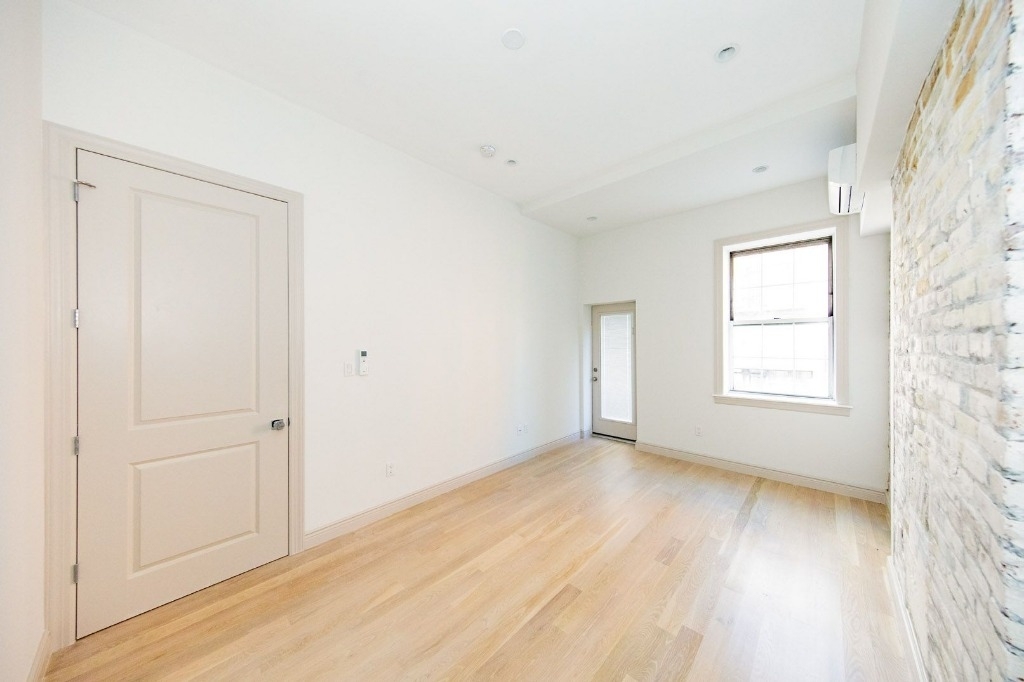 448 West 19th - Photo 6