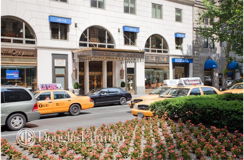 Park Avenue - Photo 7