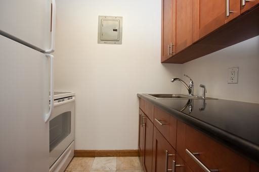 370 west 30th - Photo 2